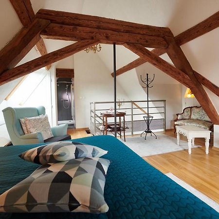 La Cour De Lise Maison D'Hotes Et Spa Willgottheim Oda fotoğraf