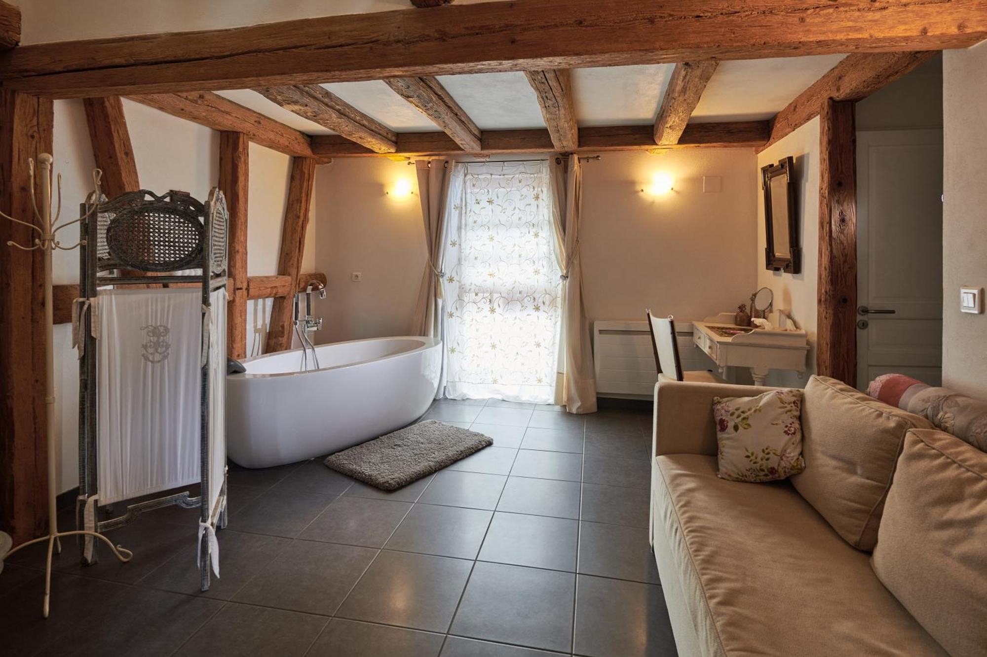 La Cour De Lise Maison D'Hotes Et Spa Willgottheim Oda fotoğraf