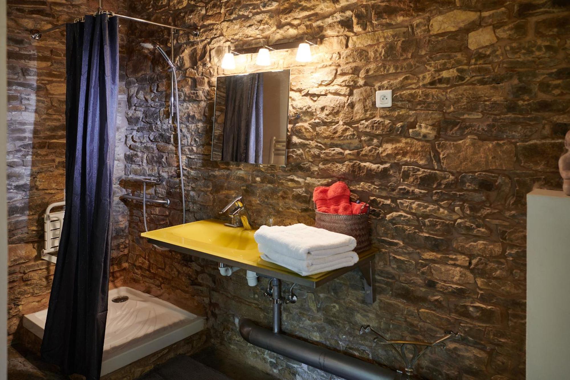 La Cour De Lise Maison D'Hotes Et Spa Willgottheim Oda fotoğraf